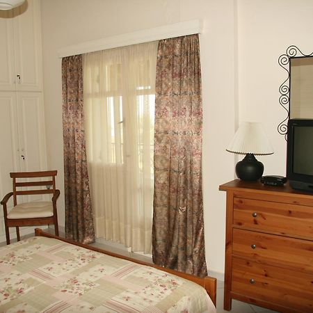 Villa Vlichos อมารินโธส ภายนอก รูปภาพ