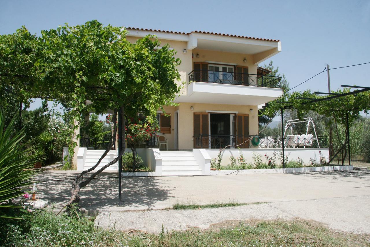 Villa Vlichos อมารินโธส ภายนอก รูปภาพ