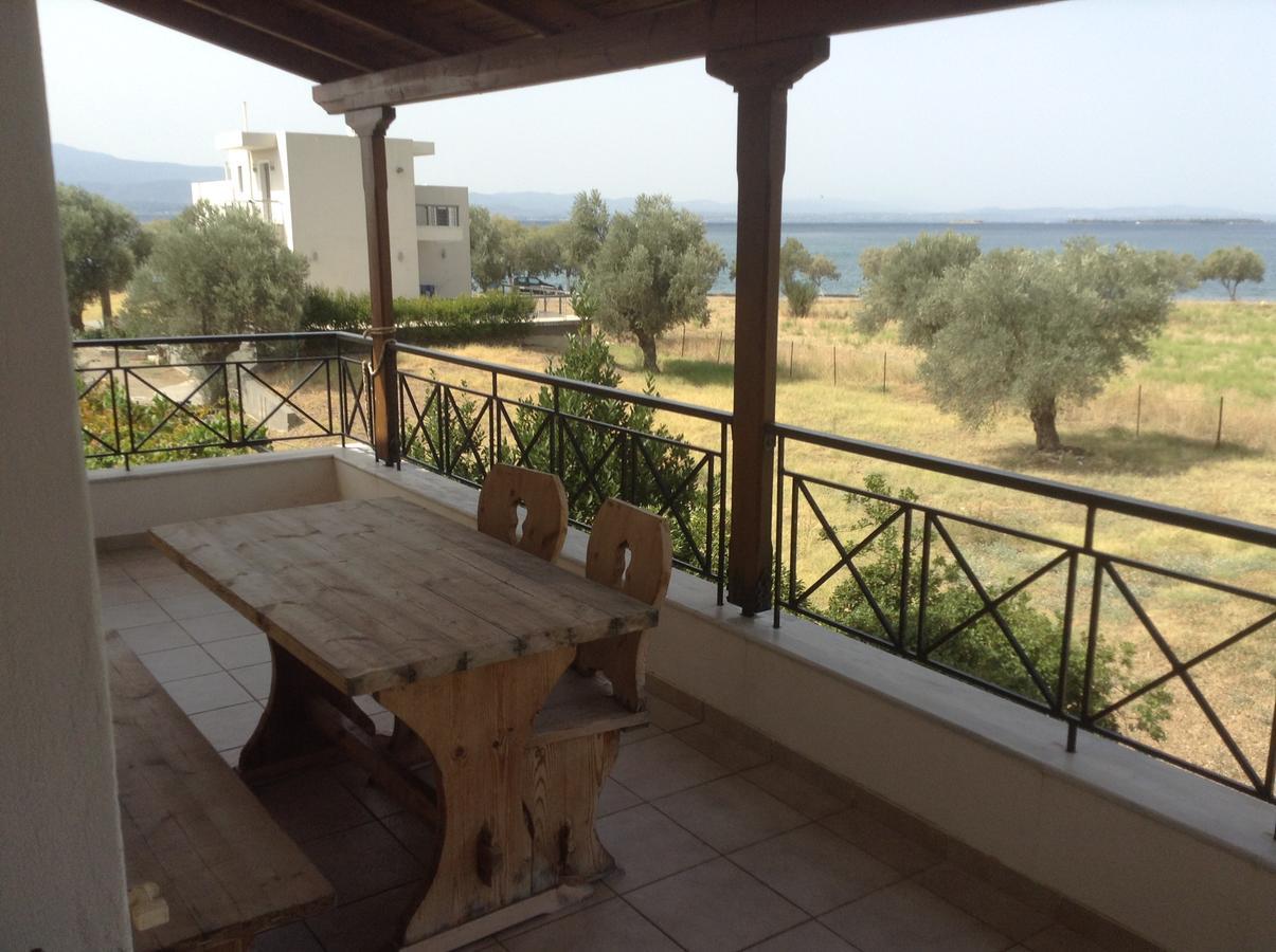 Villa Vlichos อมารินโธส ภายนอก รูปภาพ