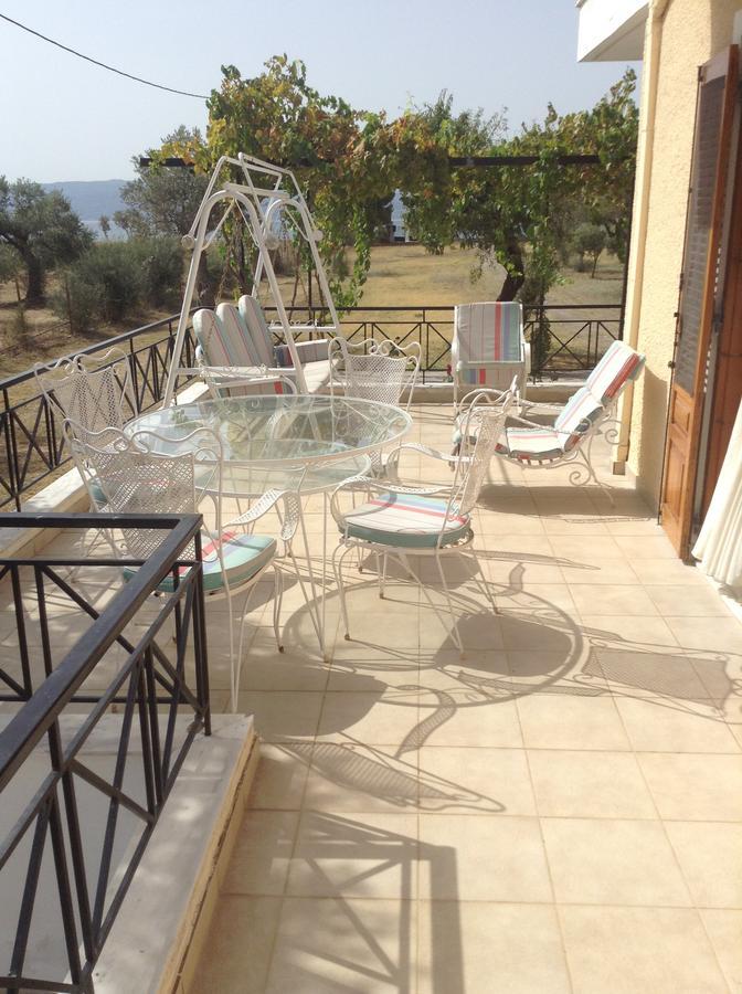 Villa Vlichos อมารินโธส ภายนอก รูปภาพ